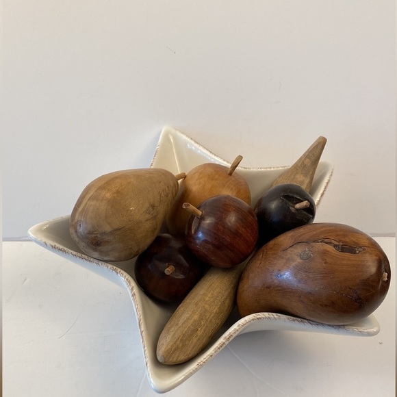 WOODEN fruit set 7 pieces banana apple mango plum apricot pear brown tones - Picture 3 of 7